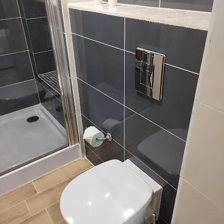 Wenie By Easybucharest דירה *